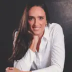 Retrato de Nara Vaz Guimarães