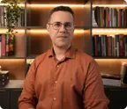 Retrato de Tiago Ferreira